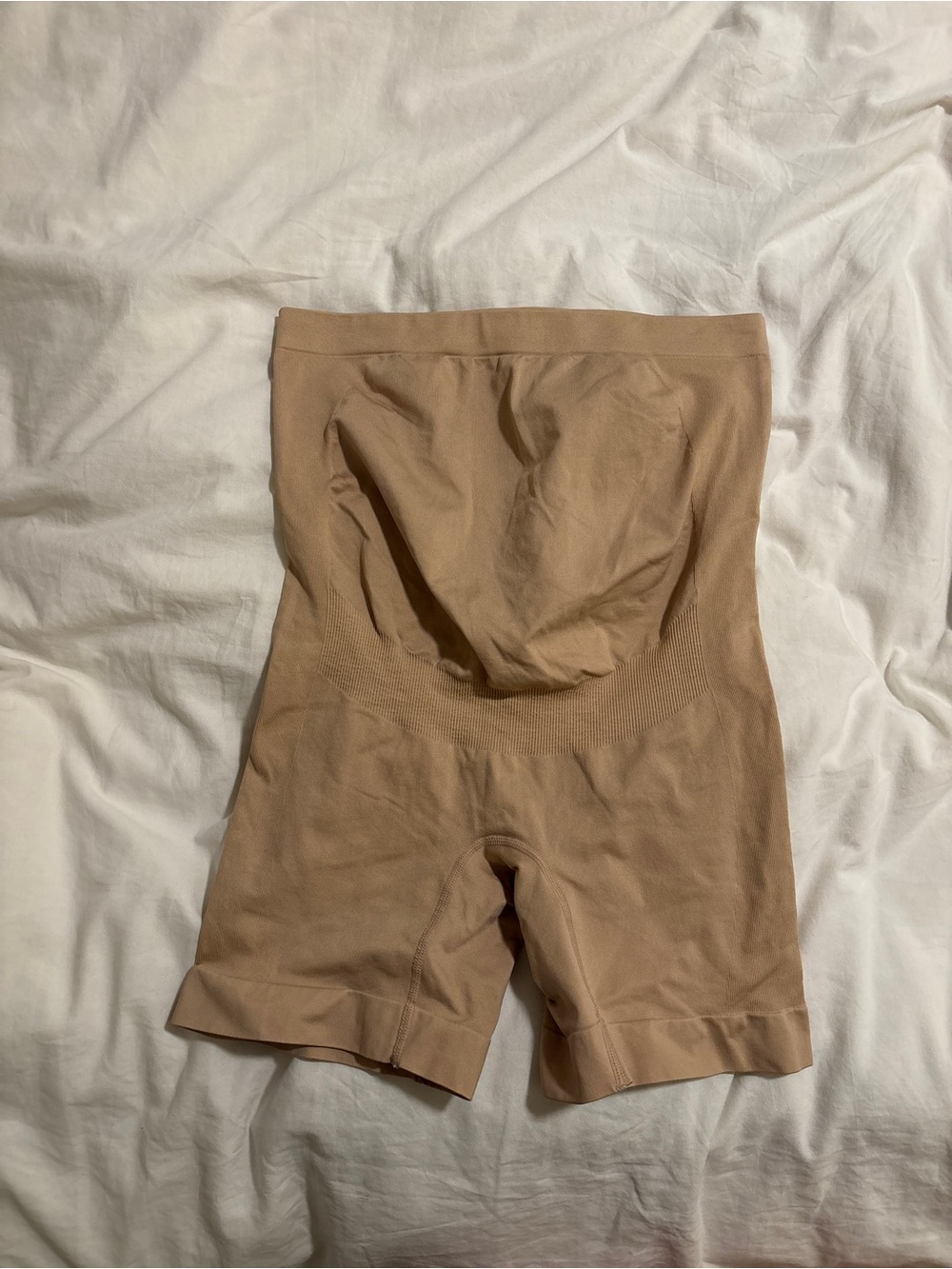 Ingrid & Isabel Seamless High-Waist Shaping Maternity Shorts - Tan